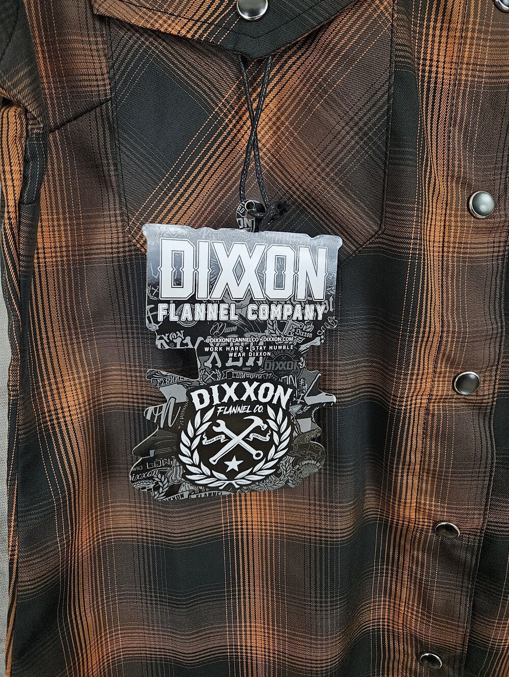 DIXXON The Hardin Bamboo Button Snap Women’s Medium Brown Tan Orange Moto NWT M - Picture 4 of 9